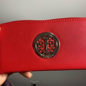 Red wallet